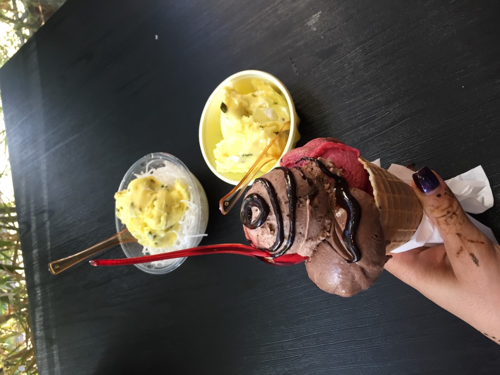بستنی ناصر